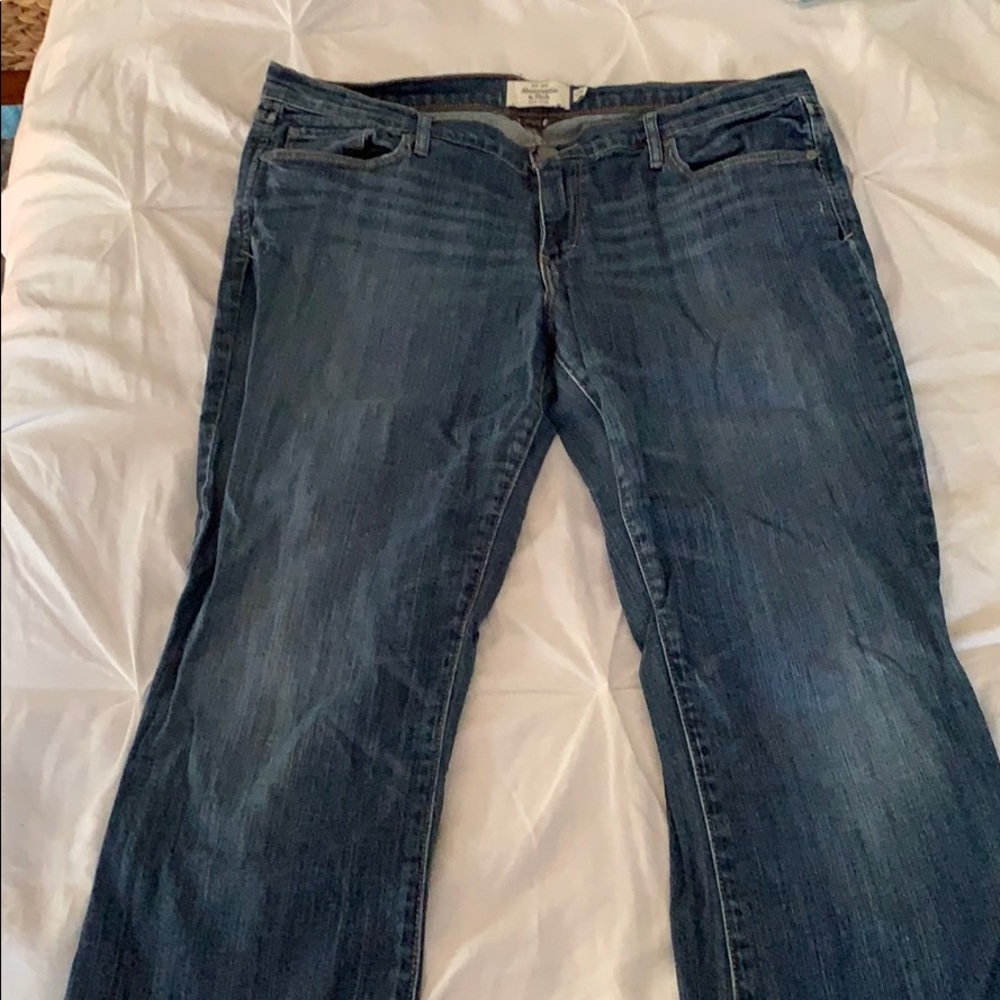 Abercrombie & Fitch Flare Stretch Jeans